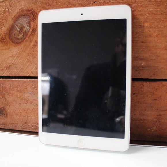 Apple A1454 iPad Mini 1st Gen 7.9" (Wi-Fi) 16GB Space Grey Tablet Vintage - Picture 2 of 7